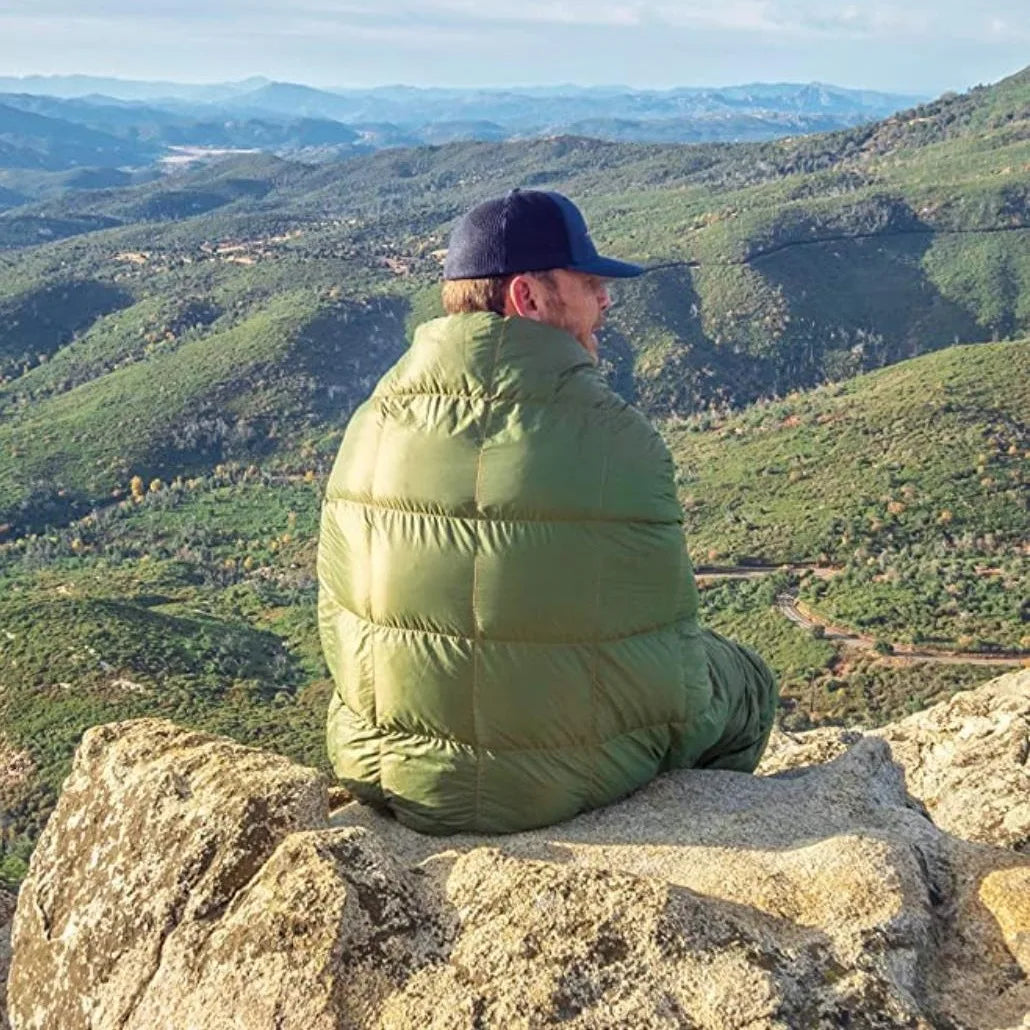 Down Camping Blanket Lightweight Warm Packable Camping Quilt Portable Foldable Down Blanket Outdoor Camping Hiking Travel Quilt